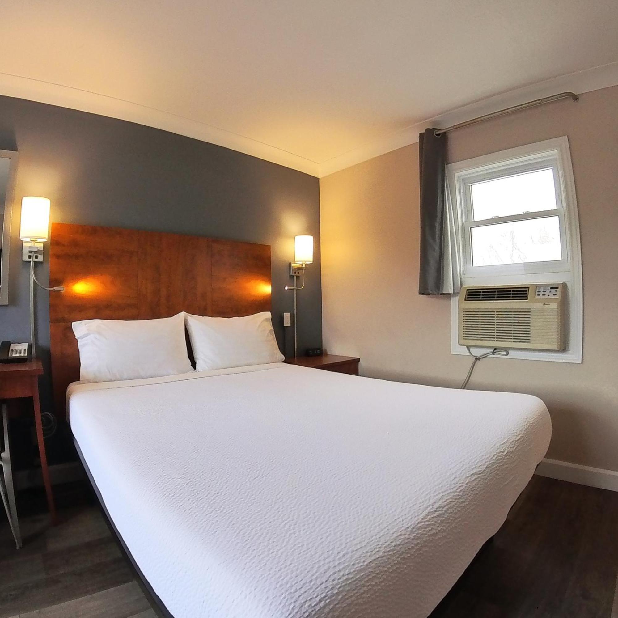 Moonlight Inn And Suites Σάντμπερι Εξωτερικό φωτογραφία